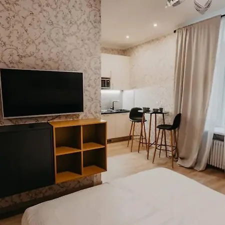Merkela 7 * Riga